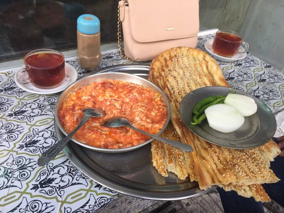 دیزی سرای ولیعصر-ارزانترین غذاهای تهران